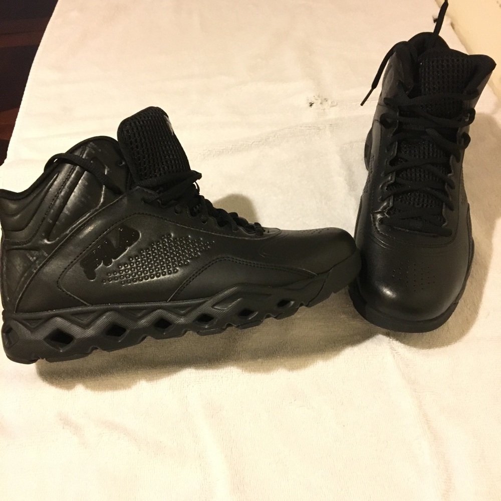 New Shoes FILA for Men Color Black and Size 9.5